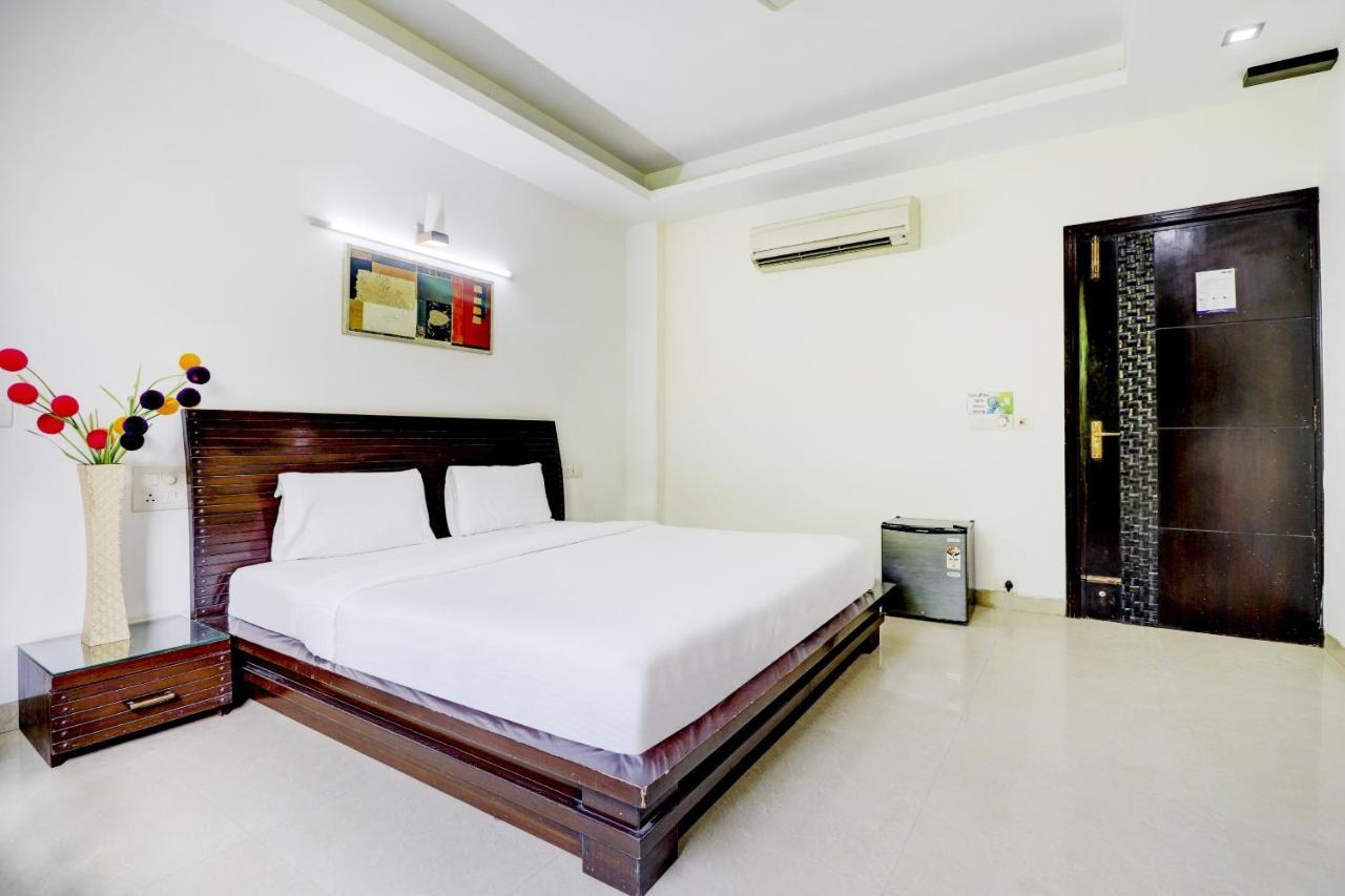 Dreamz Hospitality Gurgaon Hotel Ngoại thất bức ảnh