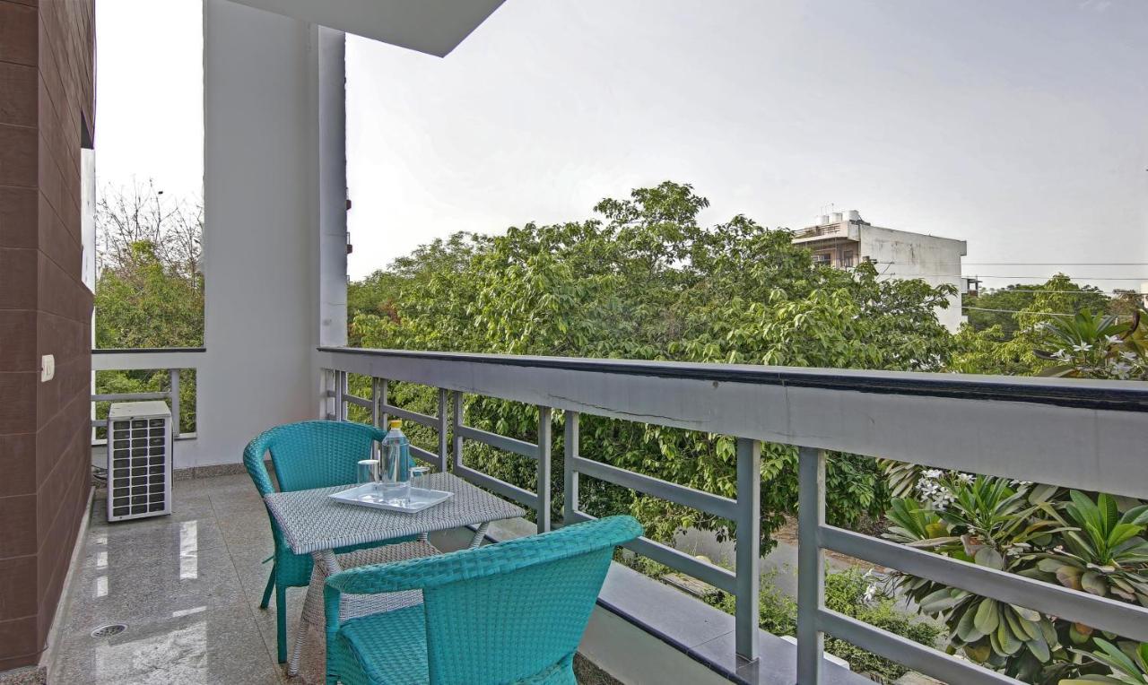 Dreamz Hospitality Gurgaon Hotel Ngoại thất bức ảnh