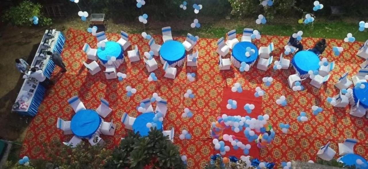 Dreamz Hospitality Gurgaon Hotel Ngoại thất bức ảnh